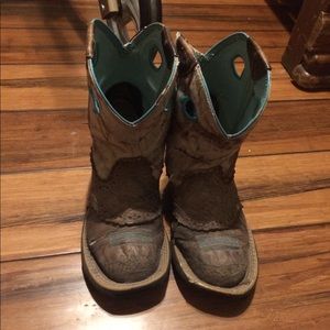 Used Ariat Fatbaby boots